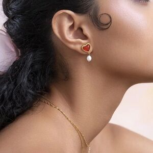 18k Gold Plated Carnelian Inlaid Heart Freshwater Pearl Earrings